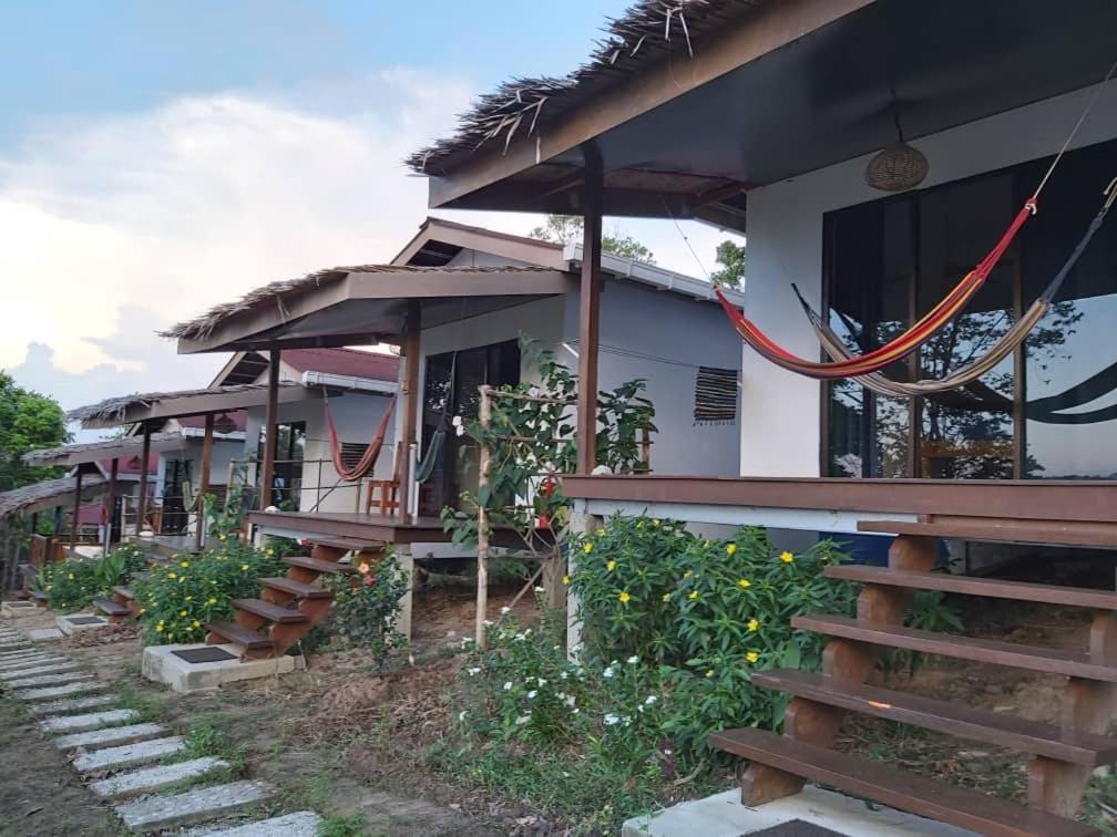 Bigfin Beach Resort Kota Belud Exterior photo